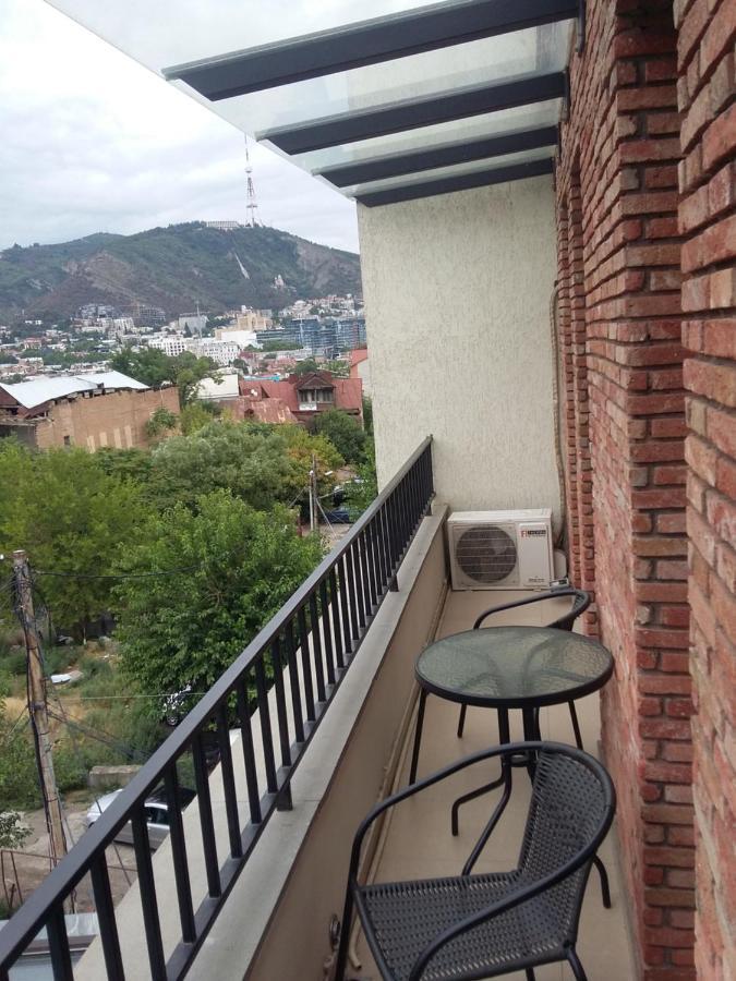 Hotel Voyager Tiflis Dış mekan fotoğraf