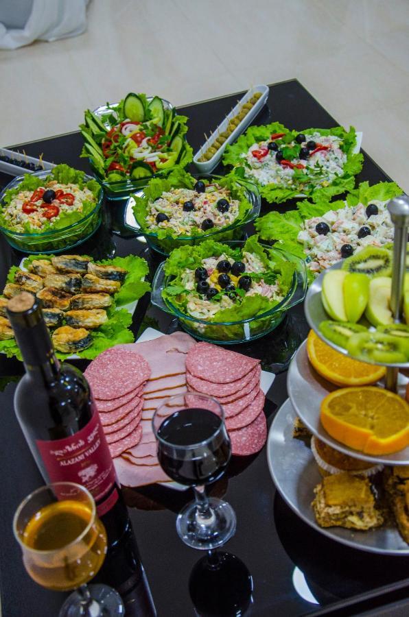 Hotel Voyager Tiflis Dış mekan fotoğraf