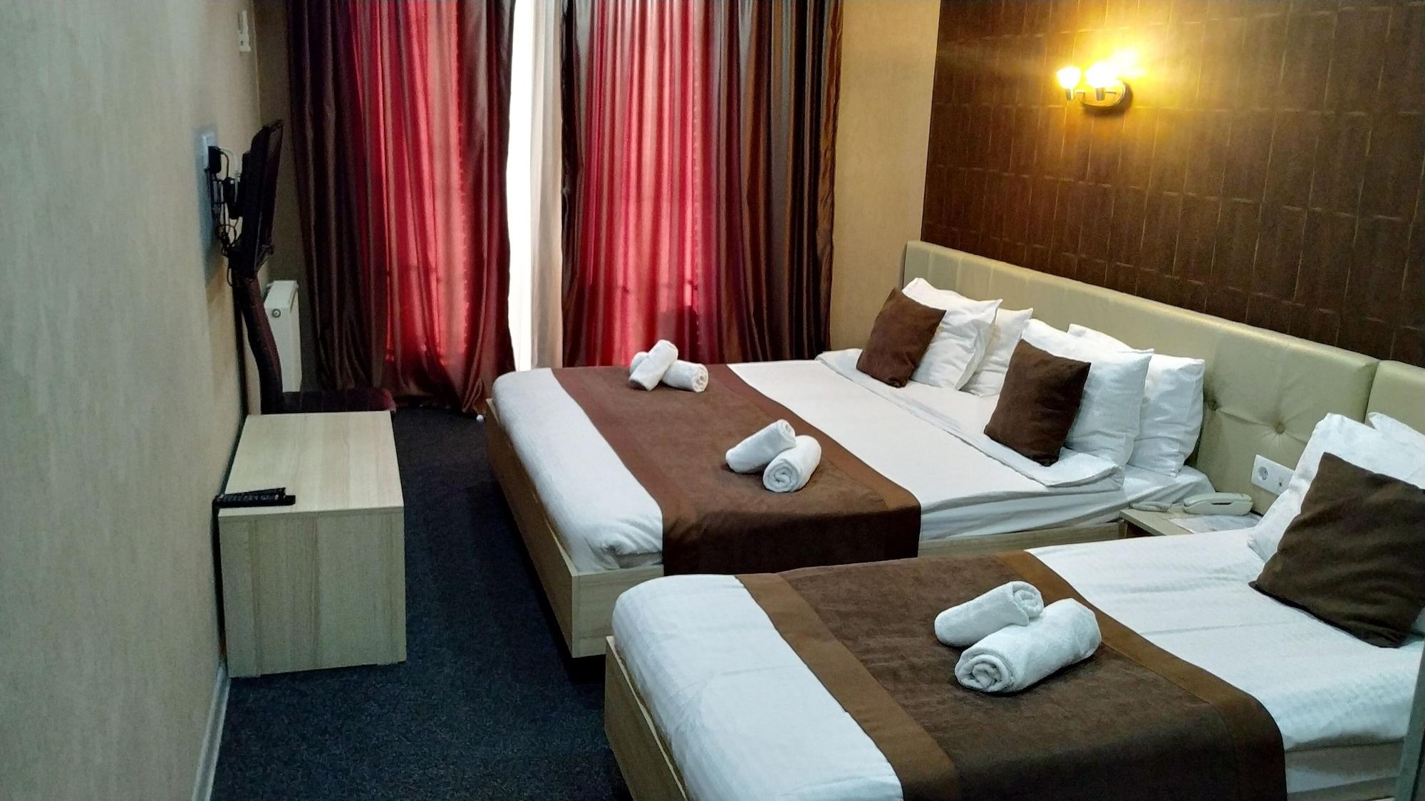 Hotel Voyager Tiflis Dış mekan fotoğraf