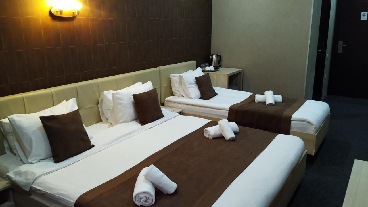 Hotel Voyager Tiflis Dış mekan fotoğraf